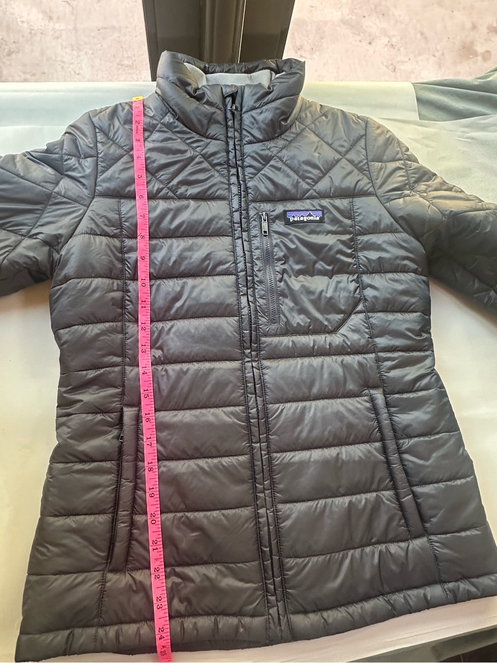 Patagonia “Radalie” Dark Gray Quilted Insulated Jacket Size Small Like New! - Picture 16 of 16